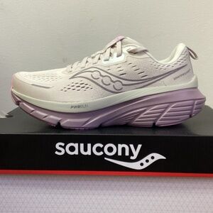 Women’s Saucony Guide 18